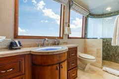 2009 Crystal Yachts Enclosed Pilothouse "EMPIRE SEA" photo 9