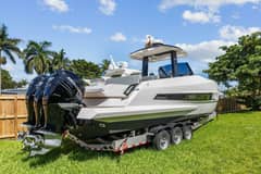 2023 Astondoa 377 Coupe Outboard photo 7