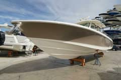 2018 Boston Whaler 380 Outrage "No Name" photo 3