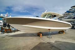 2018 Boston Whaler 380 Outrage "No Name" photo 5