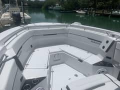 2023 Blackfin 302 CC photo 5