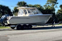 2017 Grady-White Freedom 307 "Liquid Carr-MA" photo 2