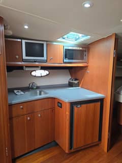 2006 Tiara Yachts 3600 Open photo 8