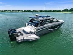 2023 Cruisers Yachts 42 GLS OB "Ariel" photo 2