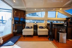 2010 Meridian 391 Sedan "Why Knot" photo 9
