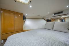 2000 Hatteras 50 Convertible photo 9