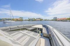 2025 Midnight Express 52 Vitesse photo 8