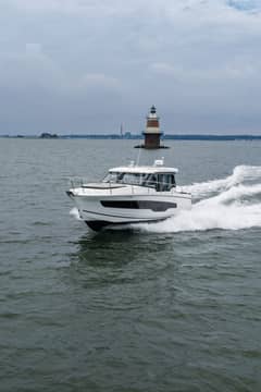 2023 Jeanneau NC 1095 Weekender "Timeout" photo 6