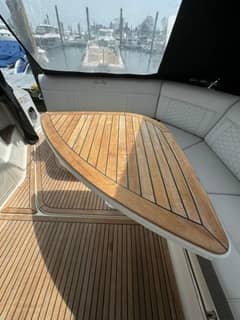 2021 Sea Ray Sundancer 320 Outboard photo 7