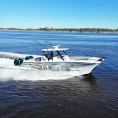 2024 Front Runner 37 Catamaran "Tunnel Vizion" photo 1