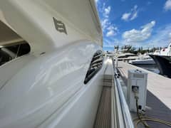 2001 Ferretti Yachts 680 photo 6