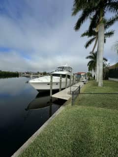2008 Ovation 52 photo 2