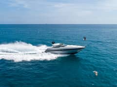2004 Pershing Express photo 7