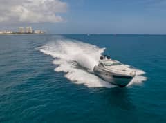 2004 Pershing Express photo 8