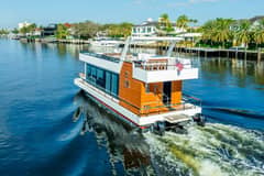 2023 Reina Boats 44DR photo 6