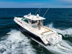 2016 Pursuit OS 385 Offshore photo 5