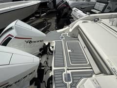 2020 Sea Ray 350 SLX Outboard photo 5