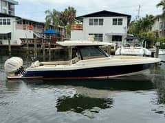 2022 Chris-Craft Calypso 35 photo 1