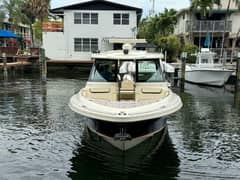 2022 Chris-Craft Calypso 35 photo 2