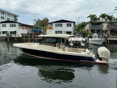 2022 Chris-Craft Calypso 35 photo 4