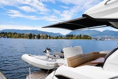 2019 Sea Ray Sundancer 350 Coupe photo 5