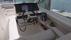 2024 Boston Whaler 280 Vantage photo 4