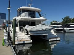 2025 Aquila 54 ENCLOSED BRIDGE photo 3