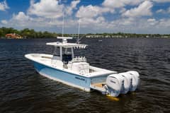 2024 Regulator 34 photo 3