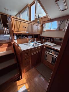 1991 Grand Banks Classic 46 "Circe" photo 8