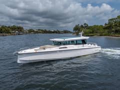 2024 Axopar 45 XC Cross Cabin photo 2