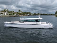 2024 Axopar 45 XC Cross Cabin photo 1
