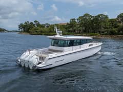 2024 Axopar 45 XC Cross Cabin photo 5
