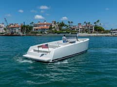 2014 VanDutch 40 photo 2