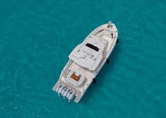 2025 Tiara Yachts 38LS photo 4