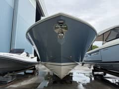 2025 Tiara Yachts 38LS photo 7