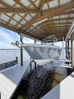 2016 Everglades 295 Center Console photo 6