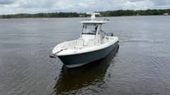 2016 Everglades 295 Center Console photo 3