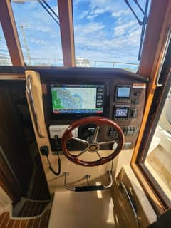 2019 Ranger Tugs R-31 CB photo 6