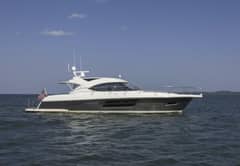 2016 Riviera 5000 Sport Yacht "Pronto" photo 3