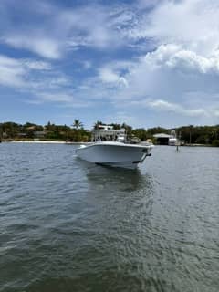 2014 Yellowfin 42 Offshore photo 2