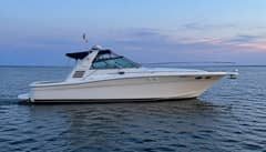 1999 Sea Ray 370 Express photo 1