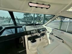 2018 Tiara Yachts 4300 Open photo 4