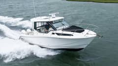 2020 Boston Whaler 325 Conquest photo 1