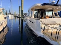 2019 Greenline 48 Coupe Hybrid "Safe Haven" photo 4