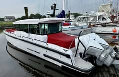 2021 Axopar 37 XC Cross Cabin photo 1