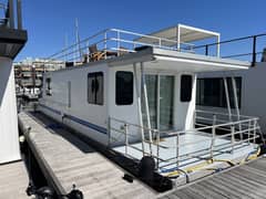 2019 Catamaran Cruisers Houseboat photo 1