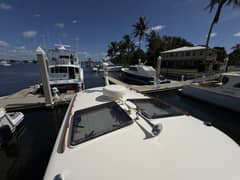 2009 Hinckley Picnic Boat 37 MKIII photo 8