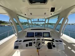 2014 Grady-White Canyon 376 "Sir-Reel" photo 5