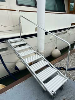 1984 Hatteras 61 CPMY photo 7