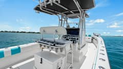 2015 SeaVee 320Z "Reel Tension" photo 3